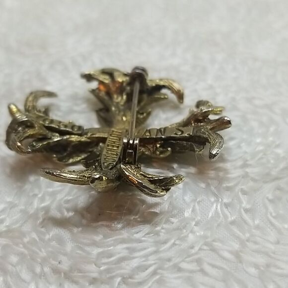 Van S Pin Brooch Vans Authentics 7050 Brooch Pin Cross - Picture 10 of 10